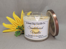 Load image into Gallery viewer, Sandalwood Vanilla 17oz Triple-Wick Candle